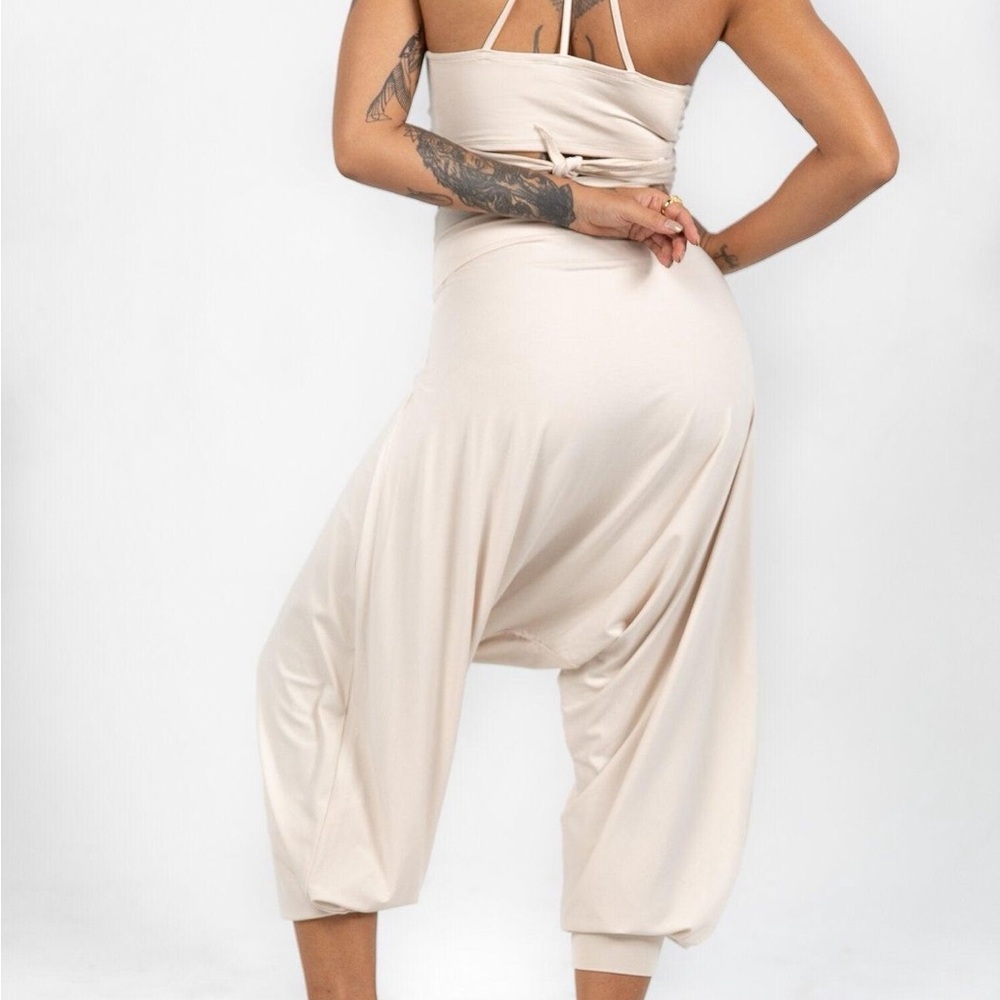 New Empress Pants : Sandy Pearl - Picture 2 of 4